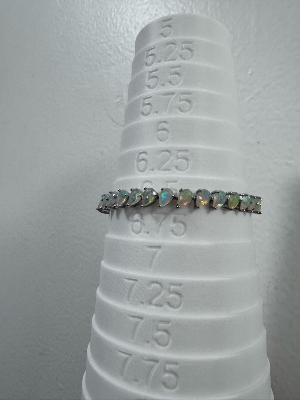 Opal 925 silver bracelet teardrop pears white milky off white iridescent